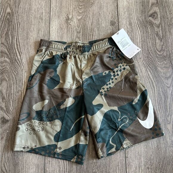 Nike boys Camouflage Athletic Shorts - Picture 1 of 3